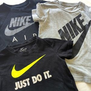 Bundle of Nike tees Sz 4T